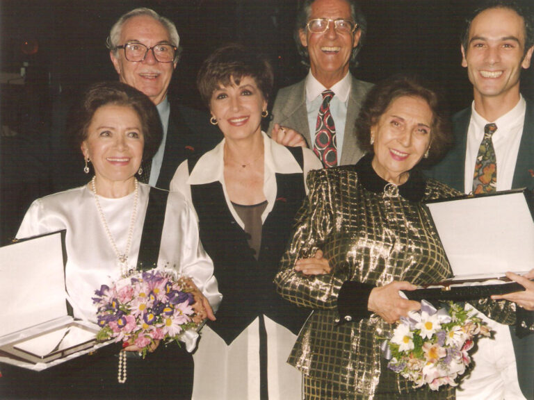 Homenaje a Mariemma y Pilar Lopez Teatro Albeniz DID 1994 Foto Jose Morata Arriba izda.a drcha.Alb. Lorca, J.de Udaeta,R.Cardenes.Abajo Mariemma, C.Velasco,P.Lopez