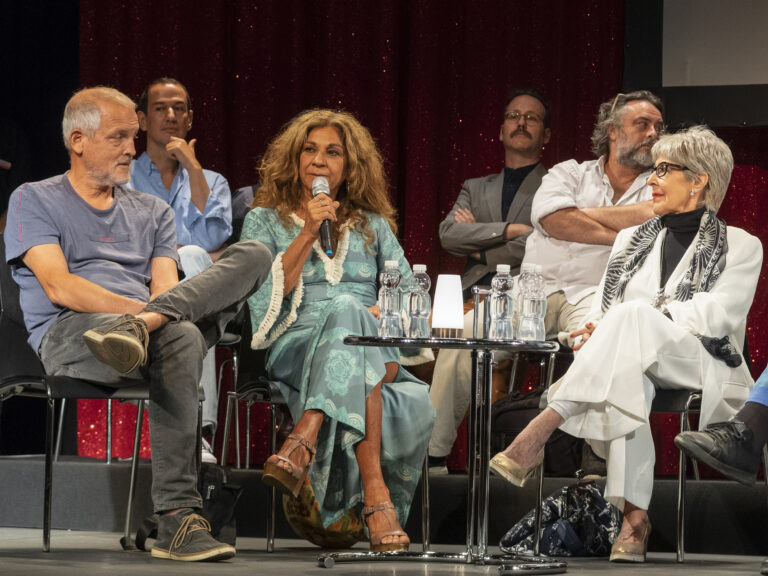 Jordi Rebellón, Roberto Santiago, Lolita Flores, Joaquín Reyes, Andrés Lima y Concha Velasco