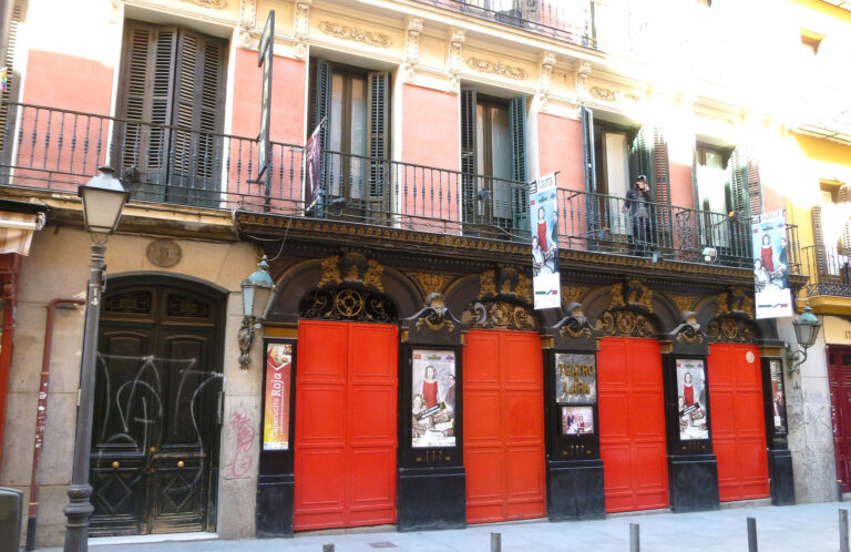 Teatro_Lara_Madrid_01