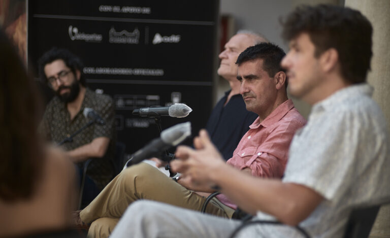 Momento de la rueda de prensa ofrecida ayer en el Palacio de Valdeparaíso de Almagro