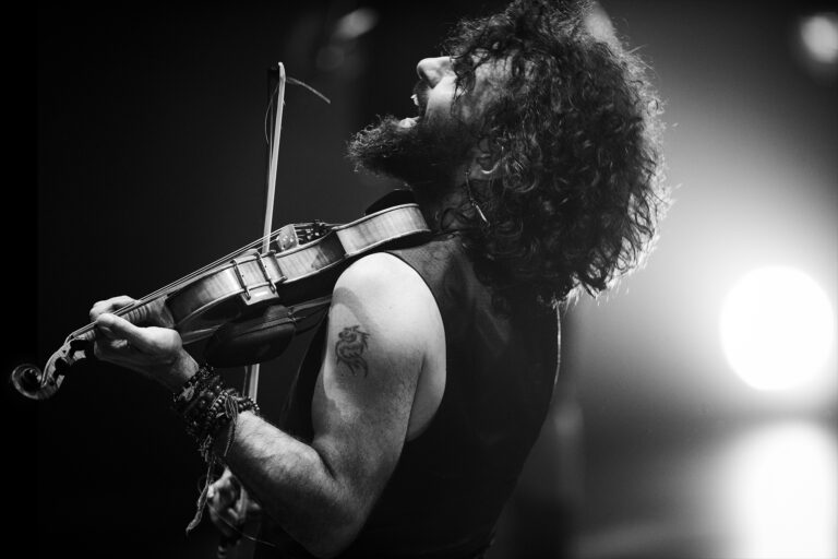 AraMalikian-live-9