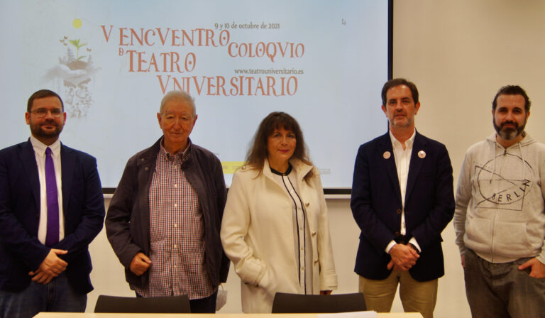 En la fotografía, de izquierda a derecha: Alberto Rizzo, Jerónimo López Mozo, Valle Hidalgo, César Sánchez Meléndez y Miguel Rojas