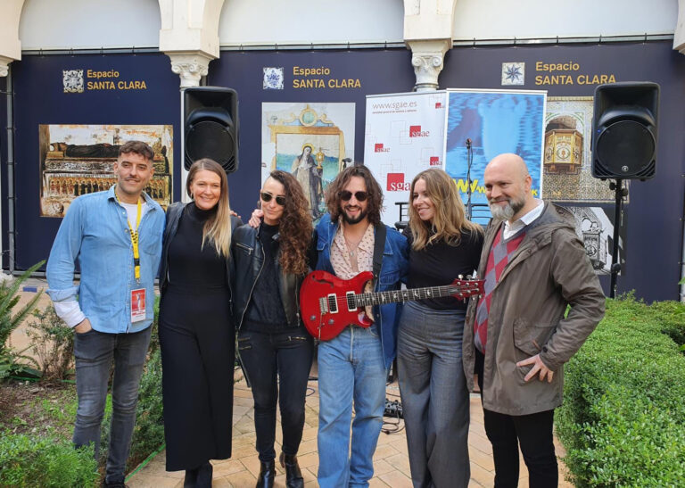 Momento de la presentación en Sevilla