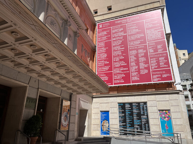 Fachada del Teatro de la Zarzuela de Madrid