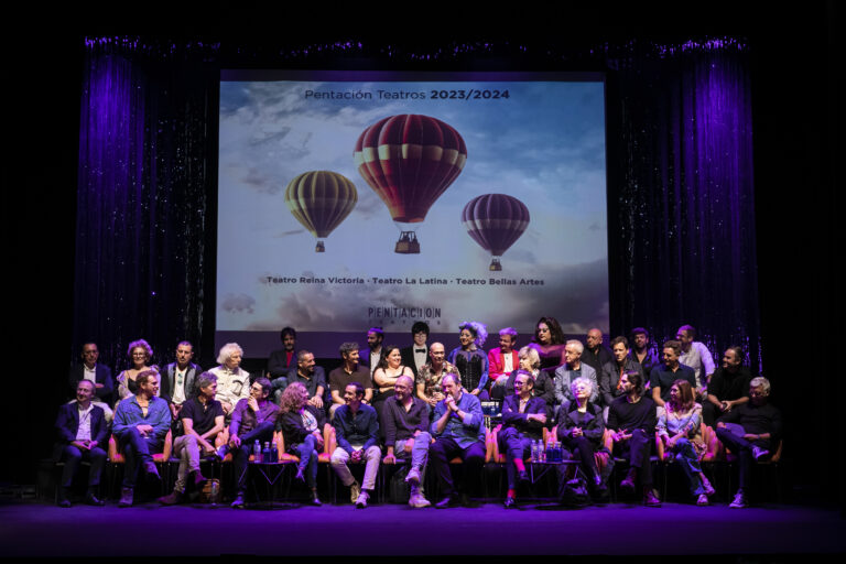 Fotografía de familia de la presentación