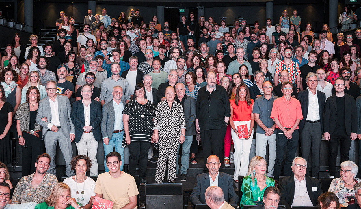 Fotografía de familia de la presentación