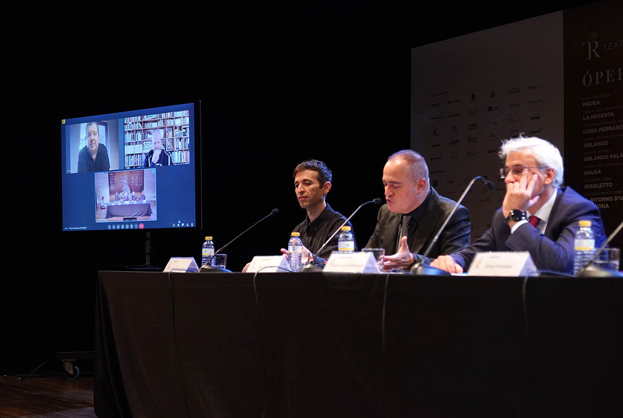 Anthony Roth Costanzo (Medoro), Joan Matabosch (director artístico del Teatro Real) e Ignacio García-Belenguer (director general del Teatro Real)