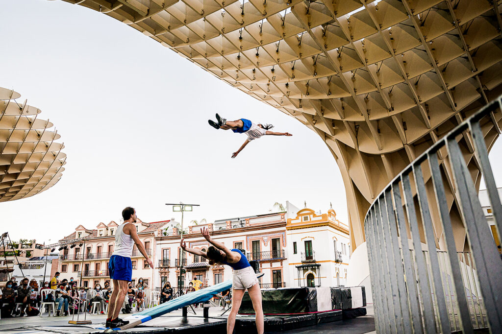 La compañía Trocos Lucos en 2020 en el Festival Circada de Sevilla – Foto: Gaby Merz