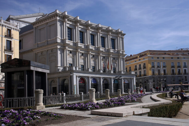 Fachada Teatro Real de Madrid