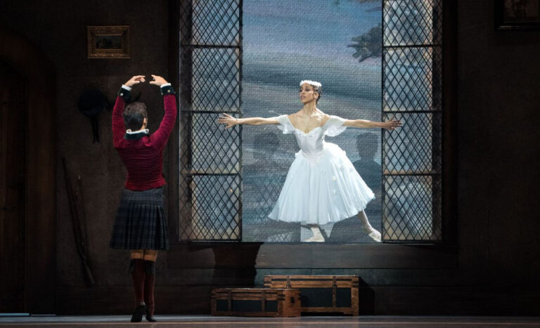 Imagen de una escena de 'La Sylphide' de la Compañía Nacional de Danza