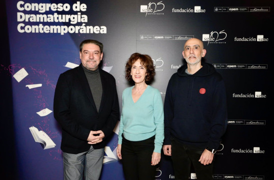 De izquierda a derecha: Antonio Onetti, presidente de SGAE, Paz Santa Cecilia, directora general del INAEM, y Alfredo Sanzol, director del Centro Dramático Nacional