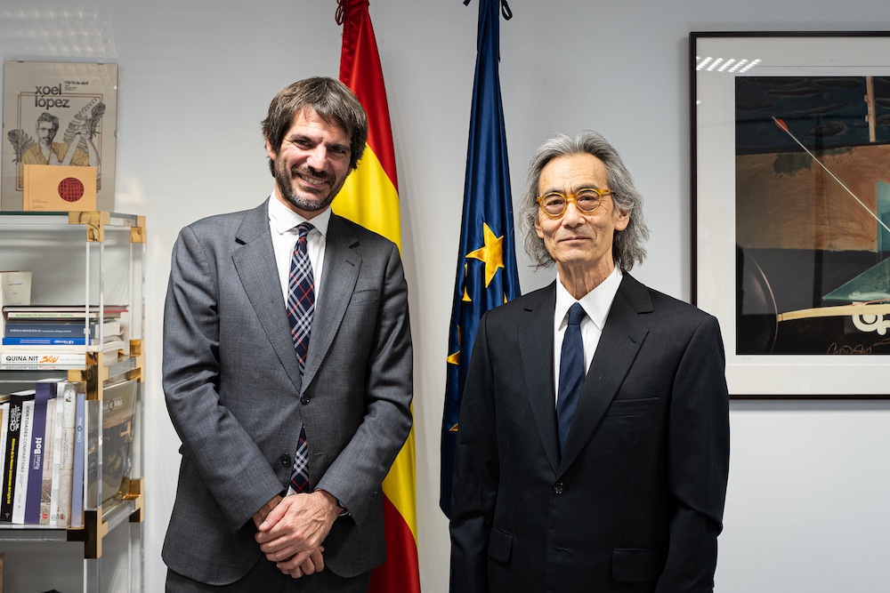 El nuevo Director de la OCNE, Kent Nagano