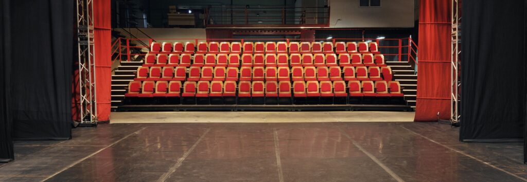 Vista de la sala desde el escenario